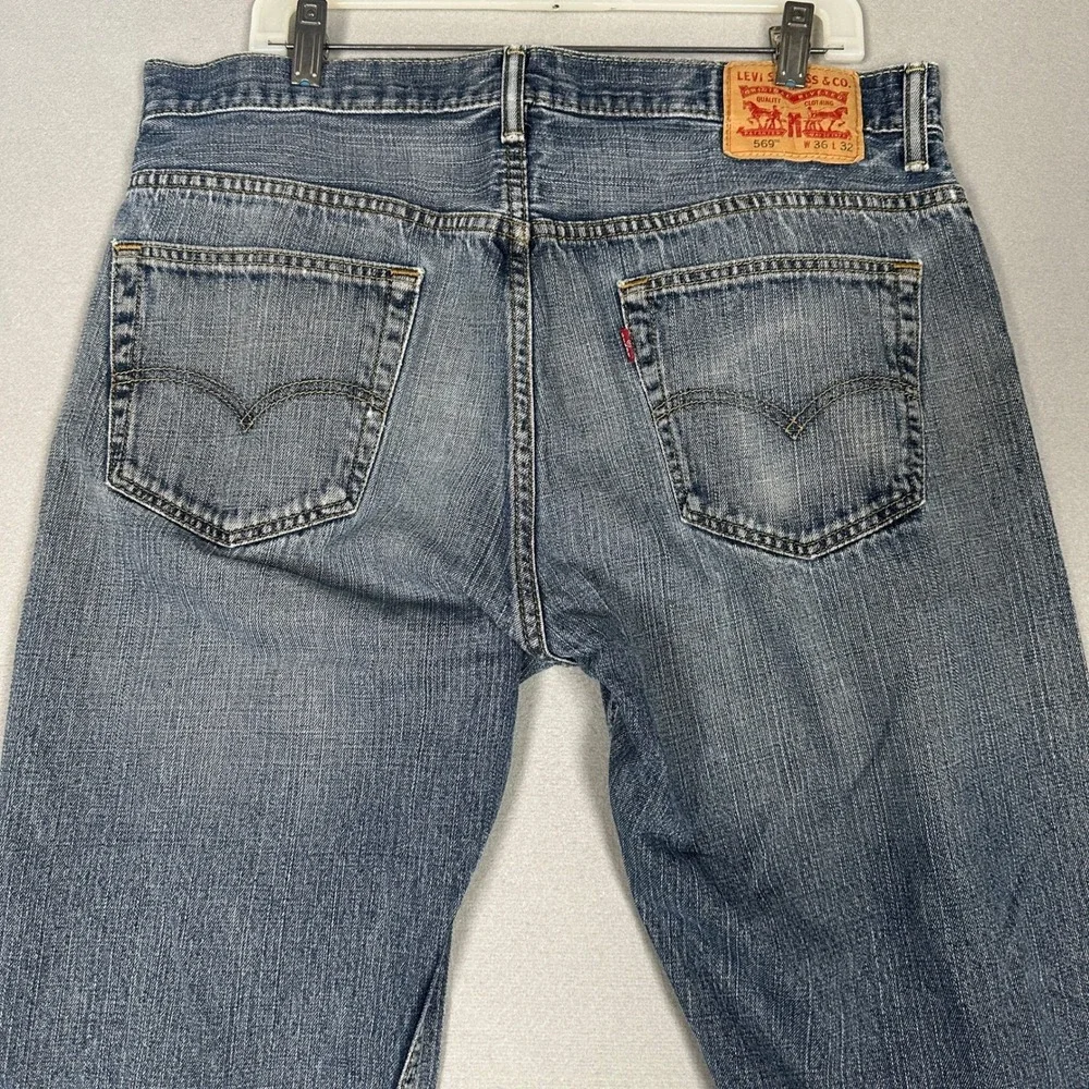Levis 569 Jeans Mens 36X32 Blue Loose Straight Distressed Whiskering Denim Pants